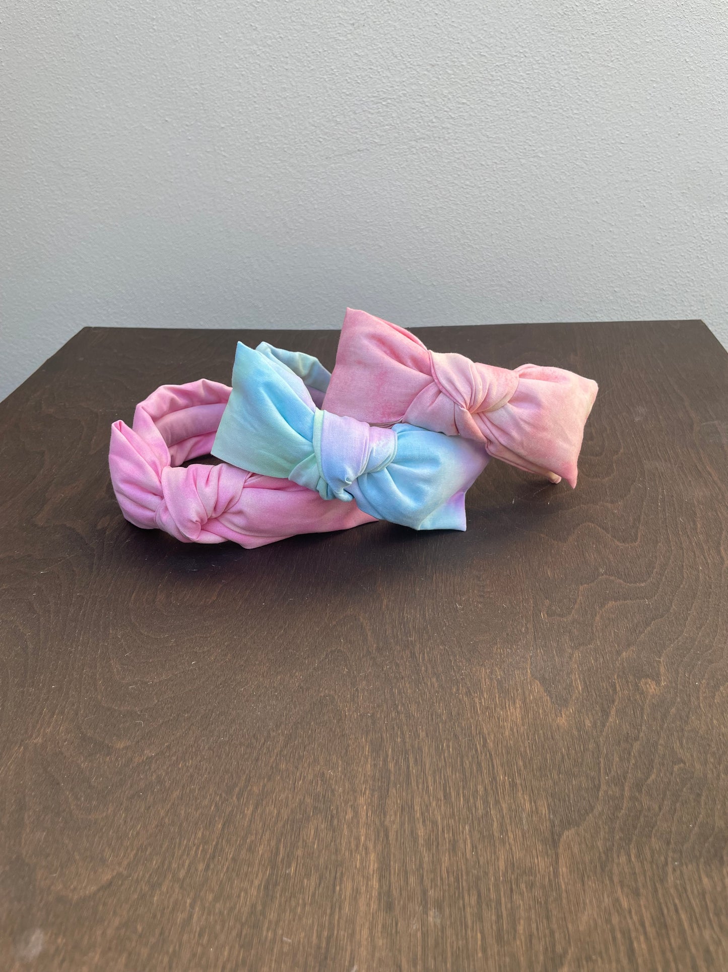 Tie-dye twisted bow headband