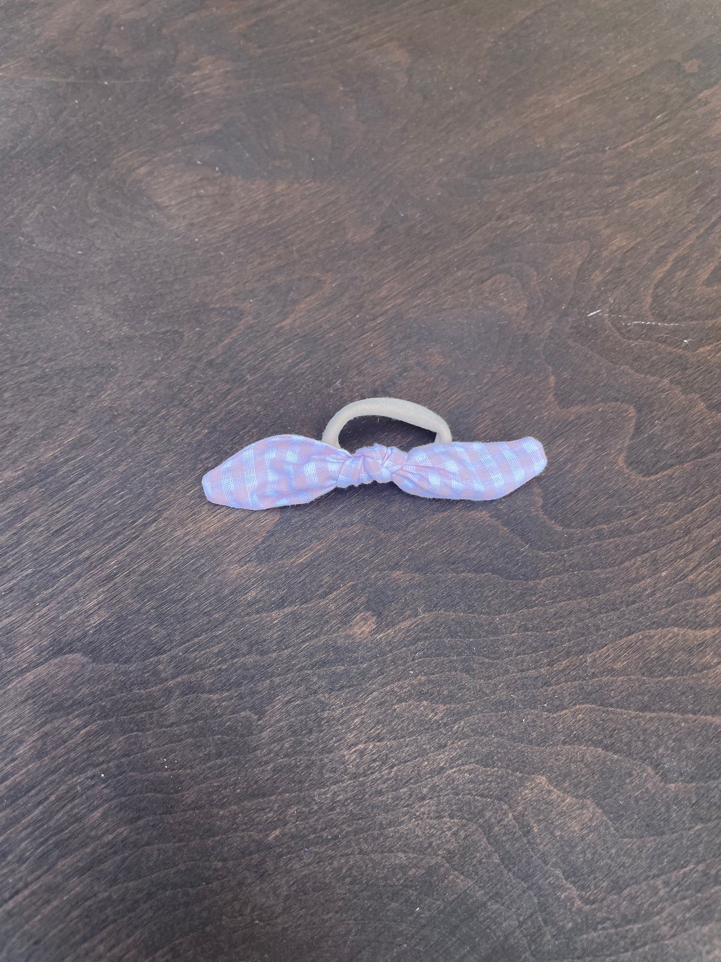 Pastel pink gingham hair tie