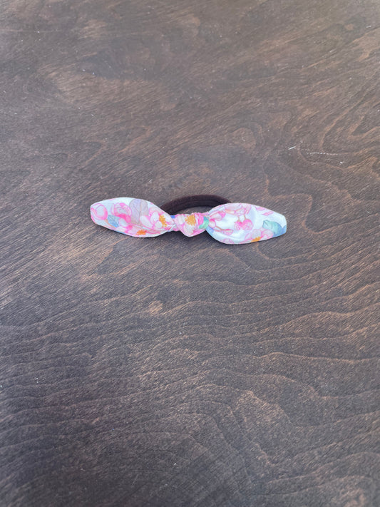 Pink peony hair tie
