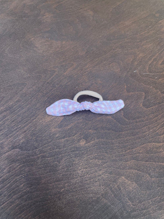 Pastel pink gingham hair tie