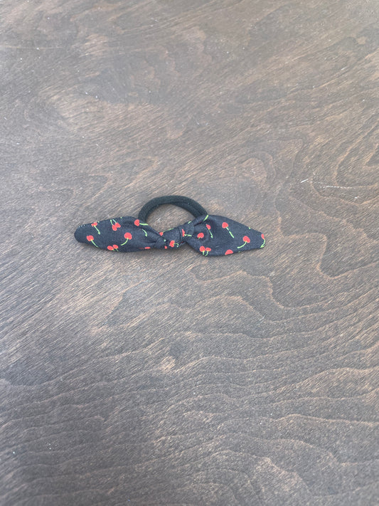 Little cherries hair tie