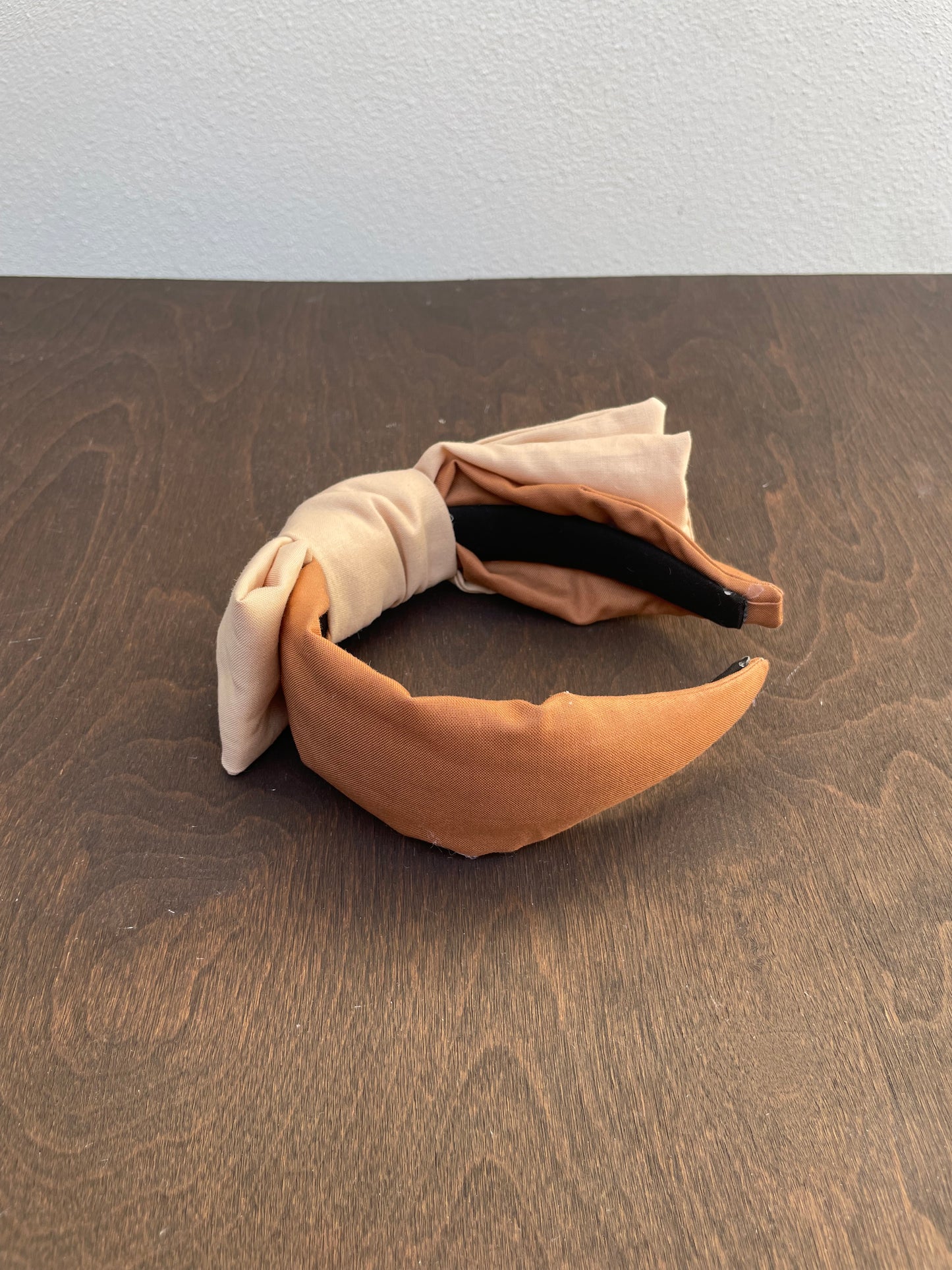 Mocha latte twisted bow collection