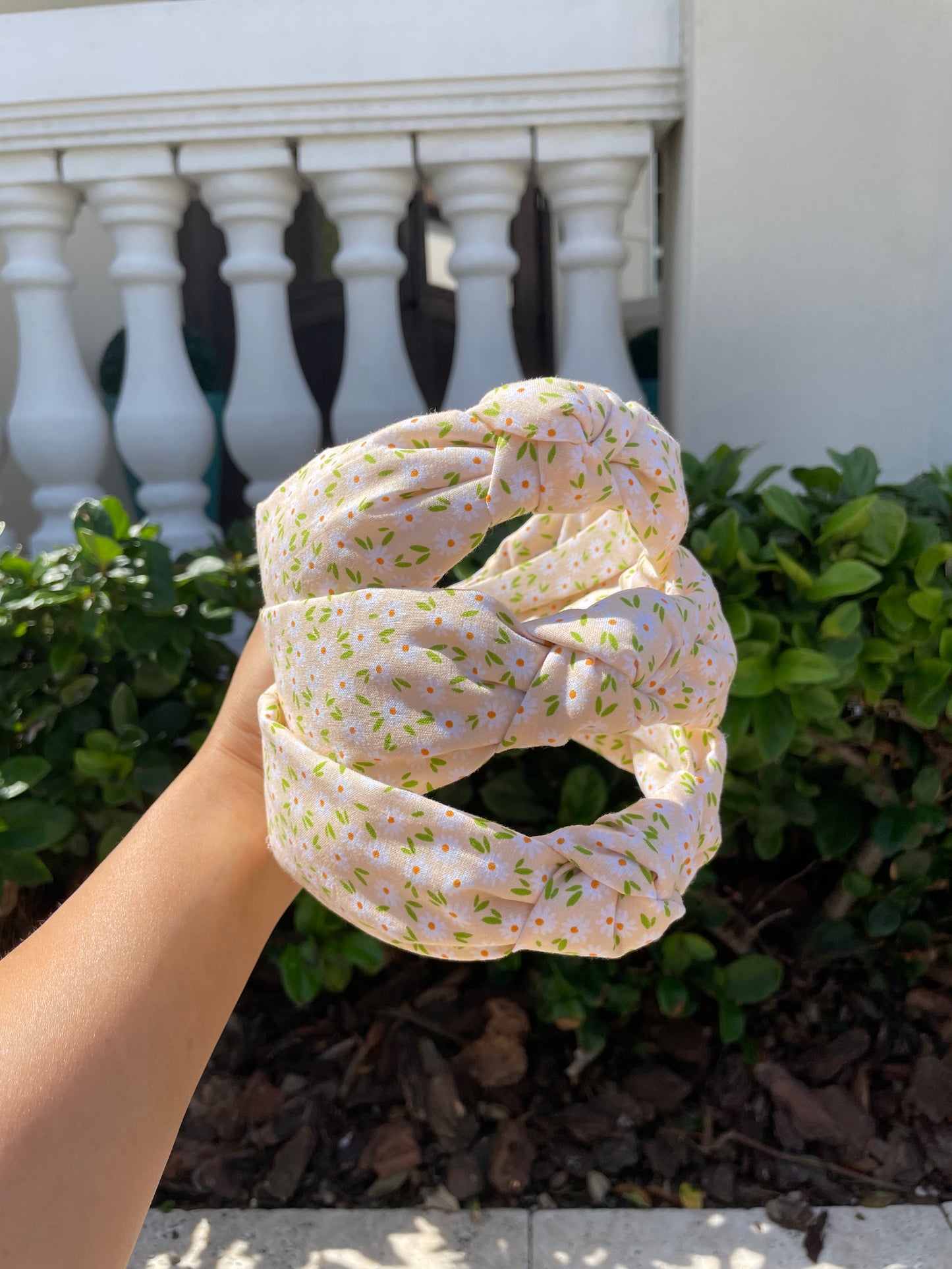 Daisy headband